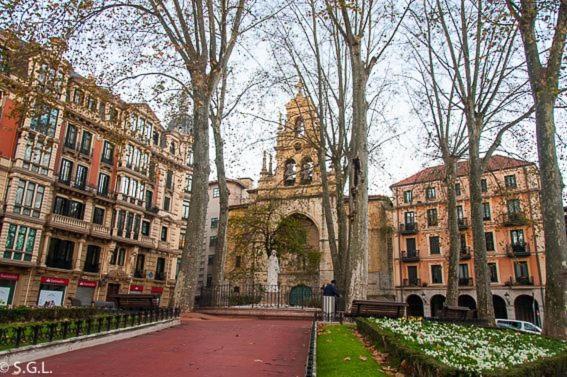 Apartamento Guretxe Apartment Bilbao Exterior photo